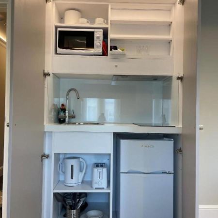 Nox West Hampstead Aparthotel London Bagian luar foto