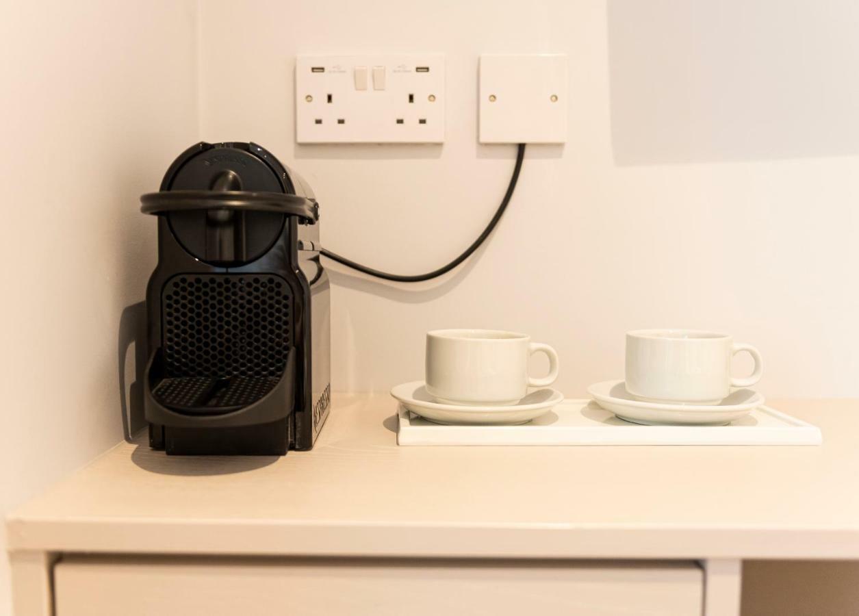 Nox West Hampstead Aparthotel London Bagian luar foto