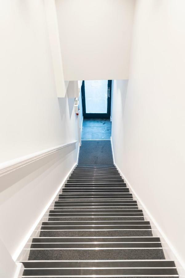 Nox West Hampstead Aparthotel London Bagian luar foto