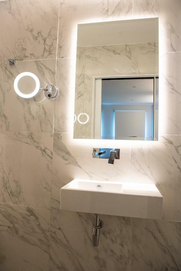 Nox West Hampstead Aparthotel London Bagian luar foto