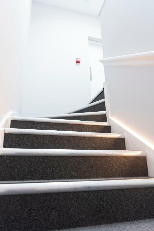 Nox West Hampstead Aparthotel London Bagian luar foto