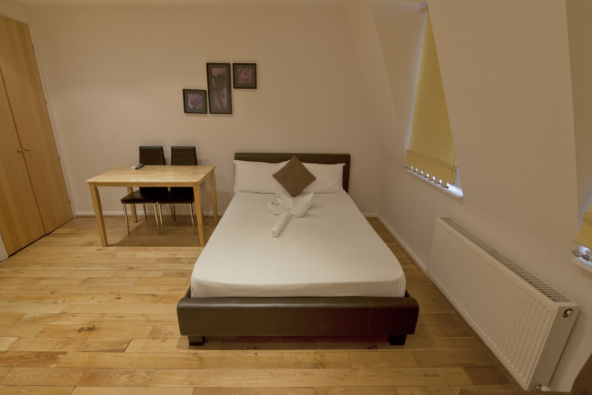 Nox West Hampstead Aparthotel London Bagian luar foto