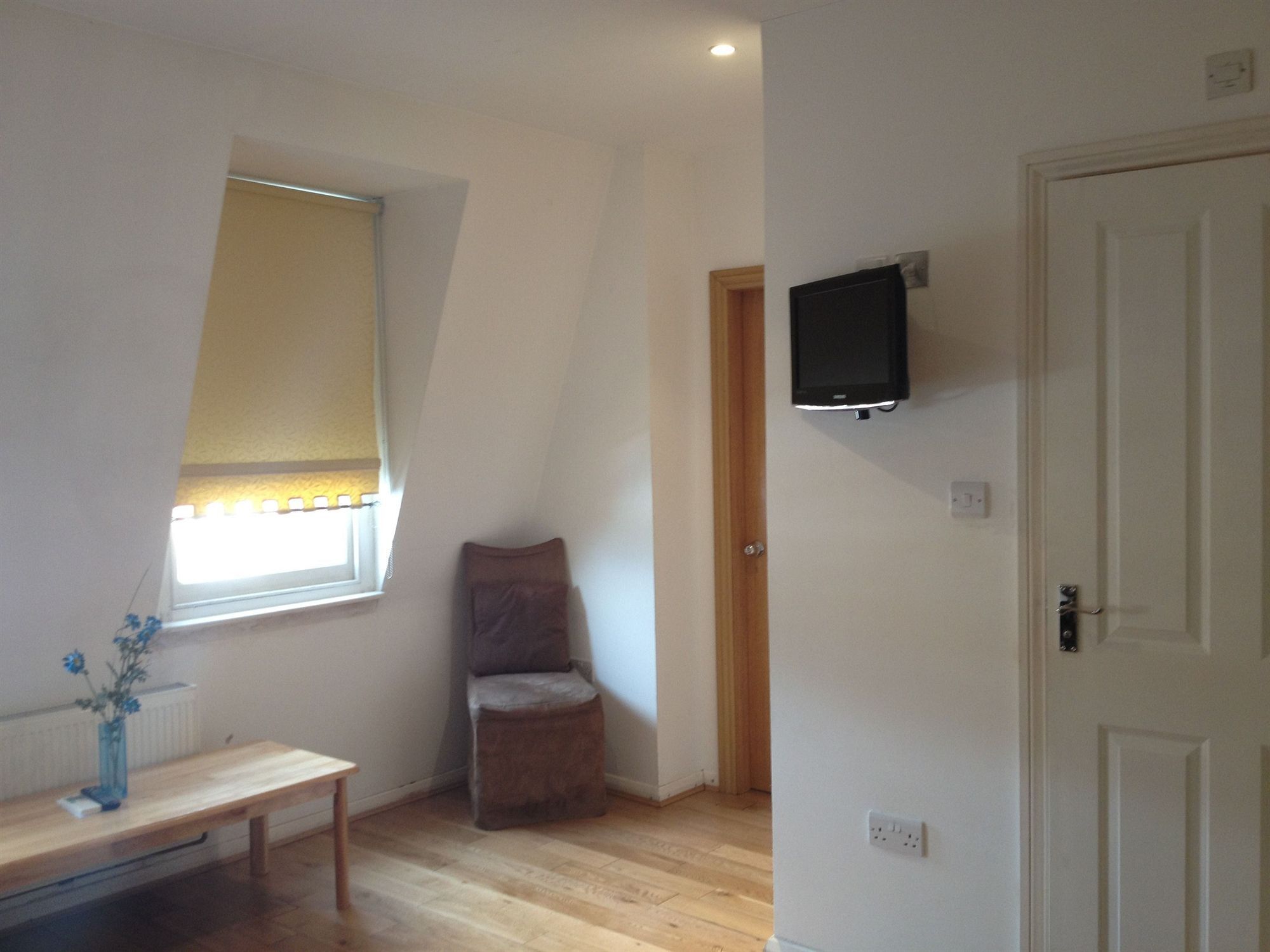 Nox West Hampstead Aparthotel London Bagian luar foto